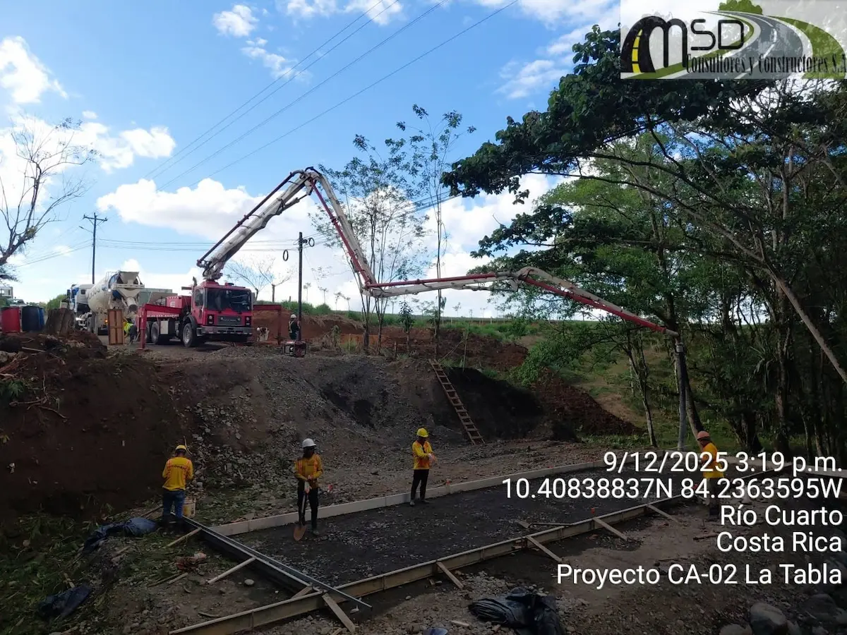 Estructura de alcantarilla que une La Flor y La Tabla con Santa Rita, Río Cuarto